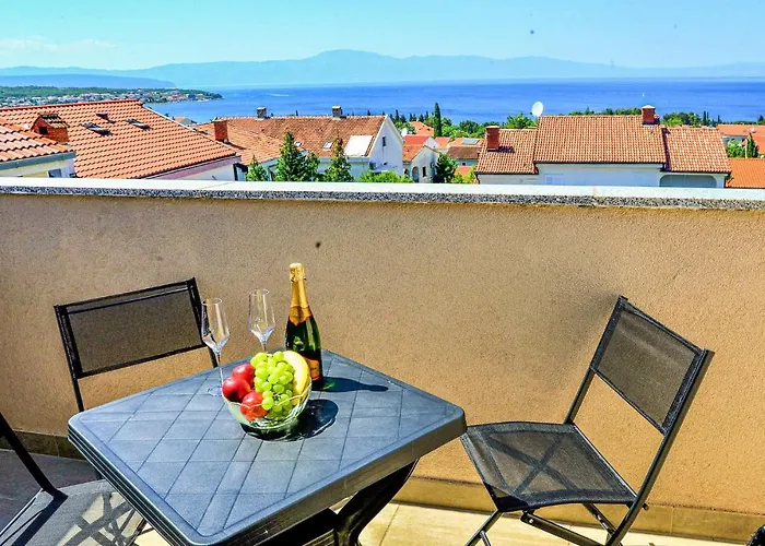 Apartman 1 Bedroom Amazing Apartment In Malinska *